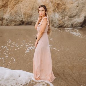 Maxi dress with lace underslip